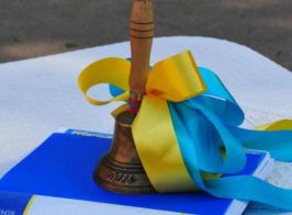 Koli U Hmelnickih Shkolah Vidbudetsya Svyato Pershogo Dzvonika 1 2018 08 15 11 50 55